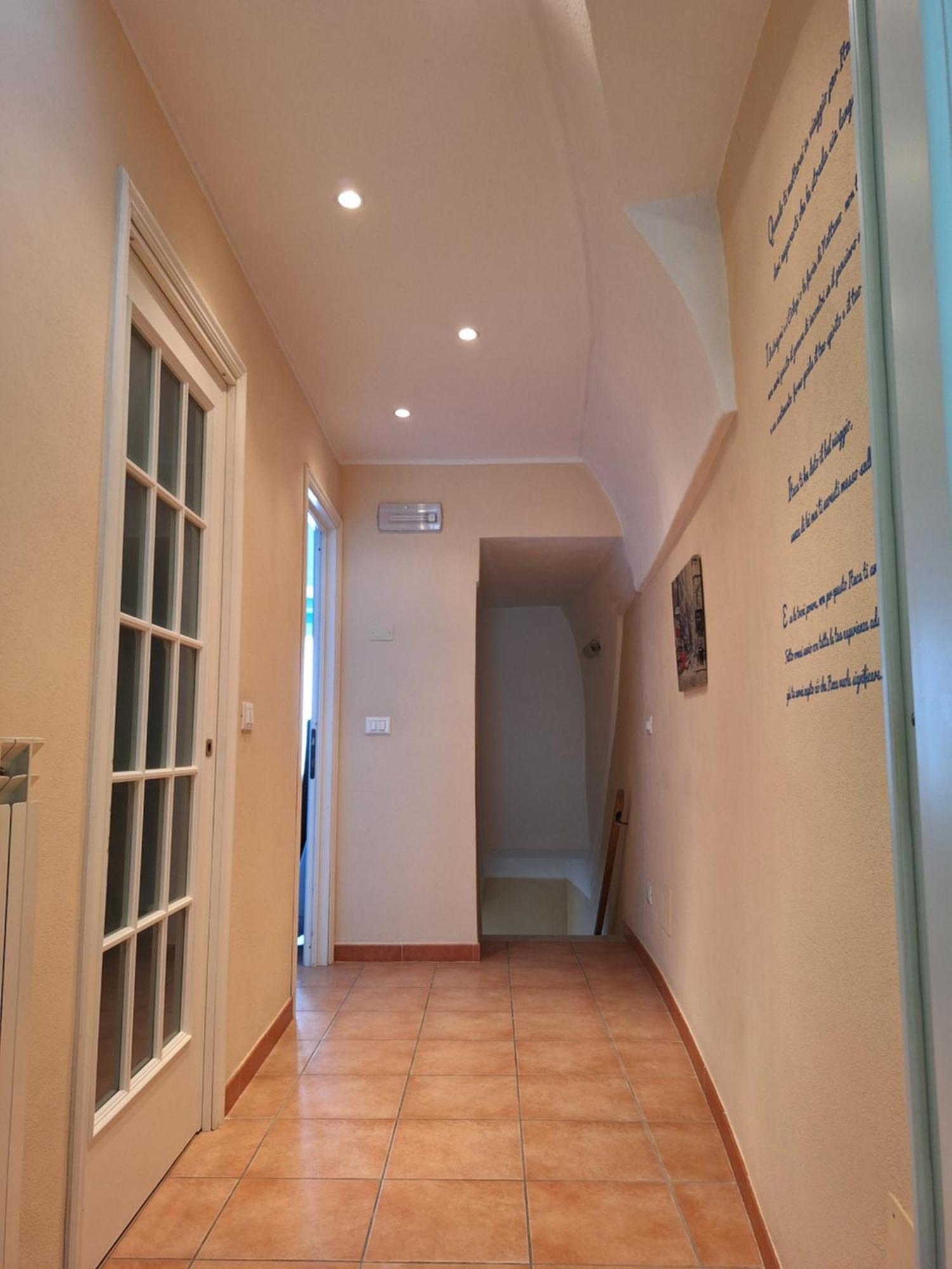 Appartement Casa Iris à Cisano sul Neva Extérieur photo