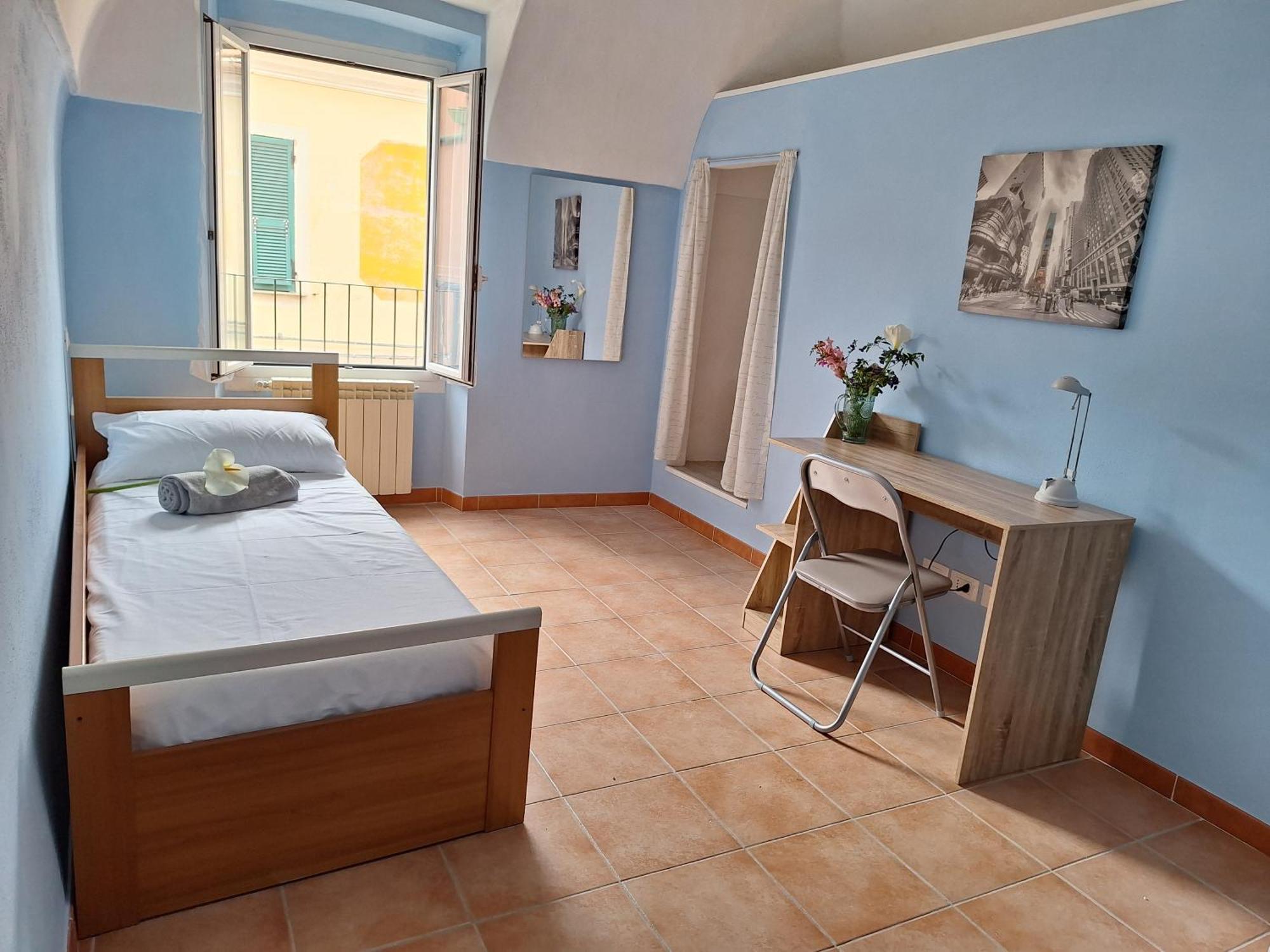 Appartement Casa Iris à Cisano sul Neva Extérieur photo