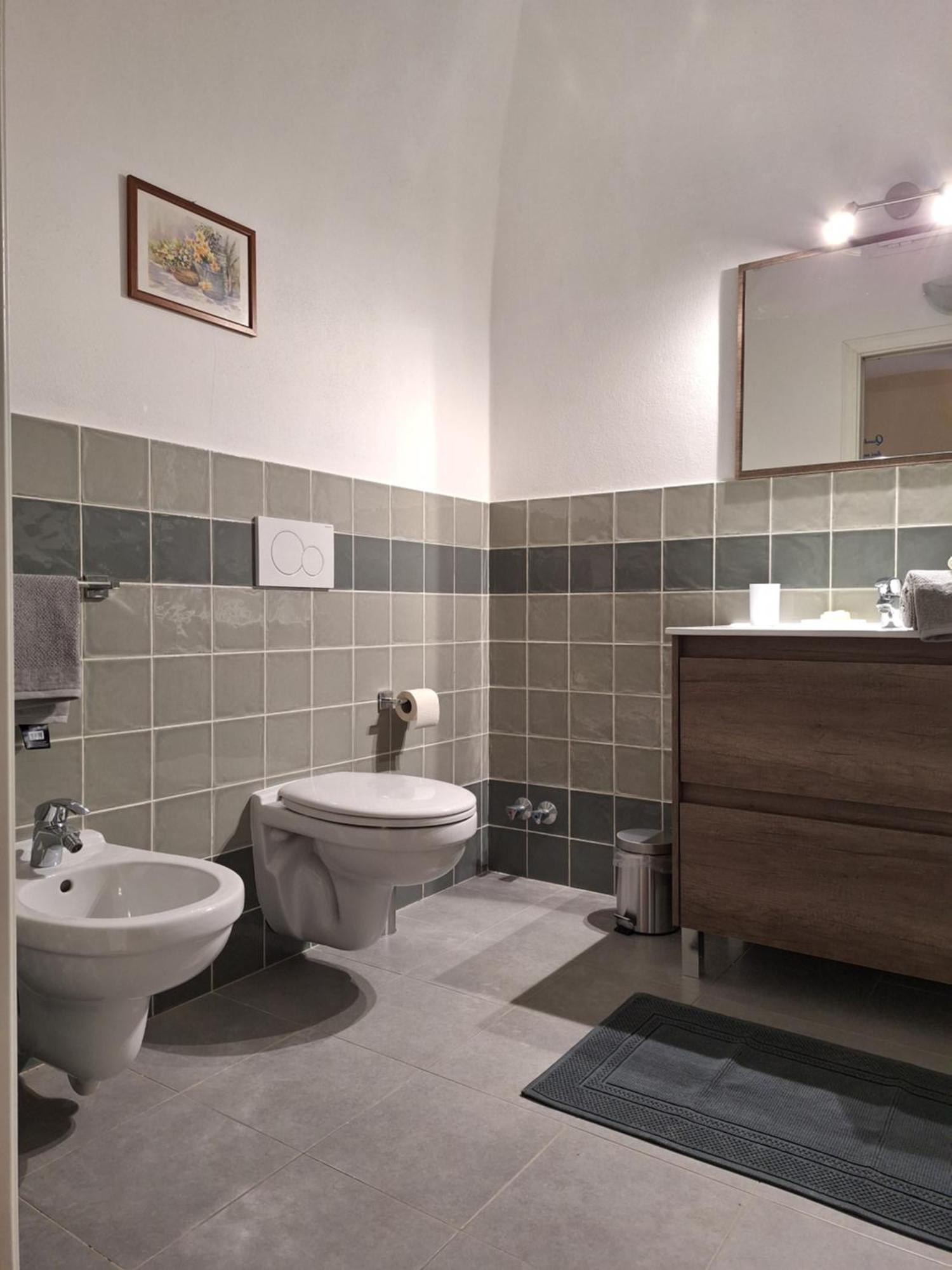 Appartement Casa Iris à Cisano sul Neva Extérieur photo